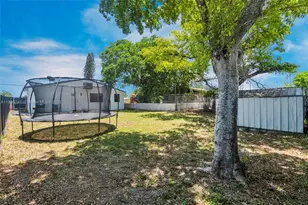 4029 SW 22nd St, West Park, FL 33023 - Photo 26