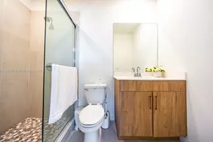 715 SE 17th Ave, Homestead, FL 33033 - Photo 32