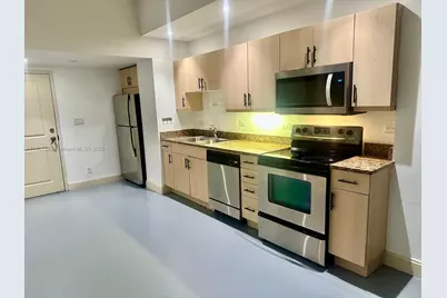 111 E Flagler #702, Miami, FL 33131 - Photo 4