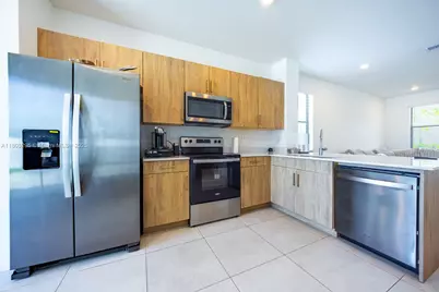 715 SE 17th Ave #0, Homestead, FL 33033 - Photo 14