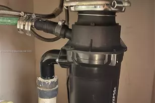 6071 NW 61st Ave, Tamarac, FL 33319 - Photo 10