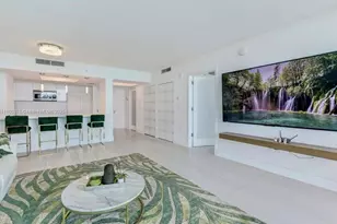 1800 N Bayshore Dr, Miami, FL 33132 - Photo 4