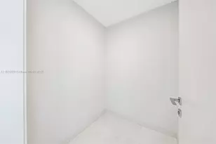 300 Biscayne Blvd Way, Miami, FL 33131 - Photo 46