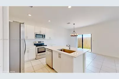 10004 SW 231 Ln, Miami, FL 33190 - Photo 6