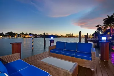 56 S Hibiscus Dr, Miami Beach, FL 33139 - Photo 8