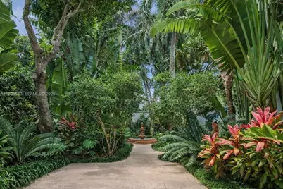 56 S Hibiscus Dr, Miami Beach, FL 33139 - Photo 4