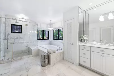 56 S Hibiscus Dr, Miami Beach, FL 33139 - Photo 22