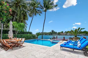 56 S Hibiscus Dr, Miami Beach, FL 33139 - Photo 2