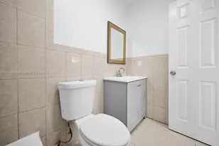 552 Kathy Ct, Margate, FL 33068 - Photo 14