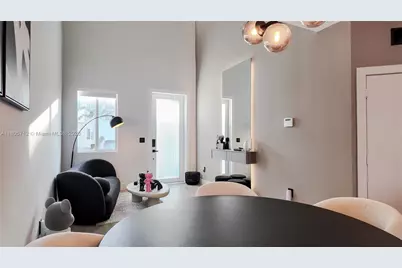 7221 NW 103rd Path, Doral, FL 33178 - Photo 4