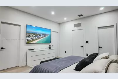 7221 NW 103rd Path, Doral, FL 33178 - Photo 36