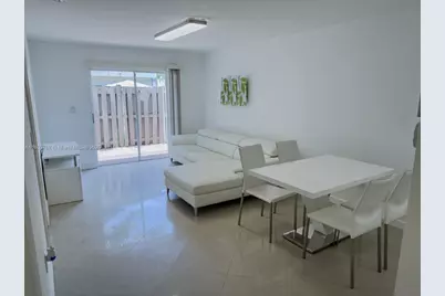 805 NW 108th Ter #7L5, Pembroke Pines, FL 33026 - Photo 14