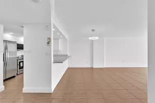 2801 NE 183rd St, Aventura, FL 33160 - Photo 16