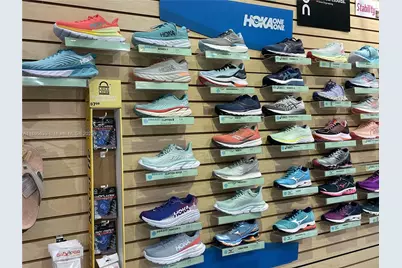 10355 NW 41st St, Doral, FL 33178 - Photo 8