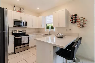 10966 W 33rd Way, Hialeah, FL 33018 - Photo 16