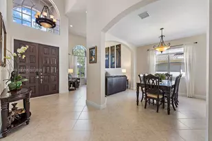 19165 N Gardenia Ave, Weston, FL 33332 - Photo 4