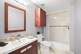 1282 Grant Ct, Hollywood, FL 33019 - Photo 20