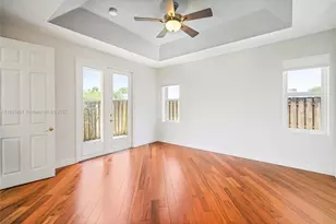 1282 Grant Ct, Hollywood, FL 33019 - Photo 14