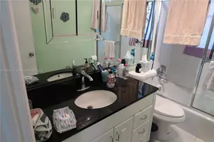 700 Layne Blvd, Hallandale Beach, FL 33009 - Photo 14