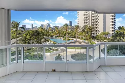 21205 Yacht Club Dr #701, Aventura, FL 33180 - Photo 6