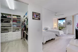 21205 Yacht Club Dr, Aventura, FL 33180 - Photo 12