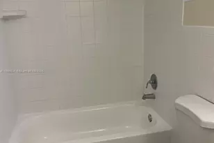 815 W 40th St, Miami Beach, FL 33140 - Photo 6