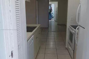 2700 NE 135th St, North Miami, FL 33181 - Photo 2