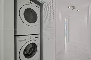 400 Sunny Isles Blvd, Sunny Isles Beach, FL 33160 - Photo 24