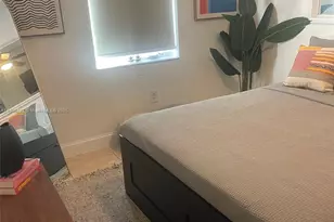 338 Roosevelt St, Hollywood, FL 33019 - Photo 12