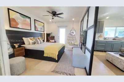 338 Roosevelt St, Hollywood, FL 33019 - Photo 2