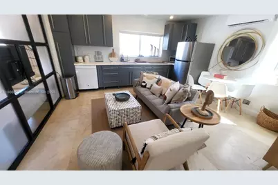 338 Roosevelt St, Hollywood, FL 33019 - Photo 4