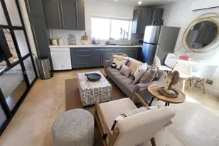 338 Roosevelt St, Hollywood, FL 33019 - Photo 4