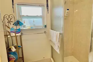 2465 NE 15th Ave, Pompano Beach, FL 33064 - Photo 32