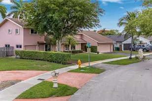 11362 SW 129th Ct, Miami, FL 33186 - Photo 2