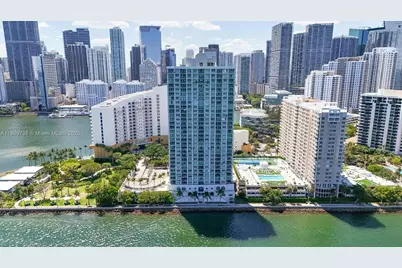 800 Claughton Island Dr #1504, Miami, FL 33131 - Photo 1