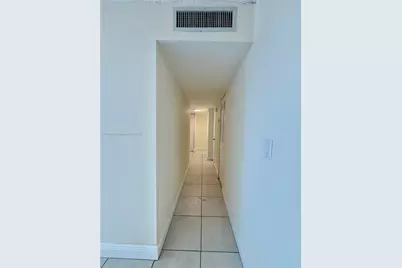 8810 Fontainebleau Blvd #318, Miami, FL 33172 - Photo 26