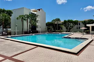 8810 Fontainebleau Blvd, Miami, FL 33172 - Photo 56