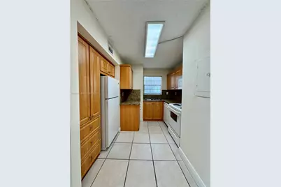 8810 Fontainebleau Blvd #318, Miami, FL 33172 - Photo 22