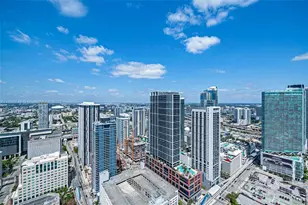 398 NE 5th St, Miami, FL 33132 - Photo 28