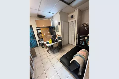 Xxxx W 16th Ave, Hialeah, FL 33012 - Photo 6