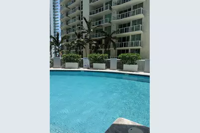 170 SE 14th St #1105, Miami, FL 33131 - Photo 32