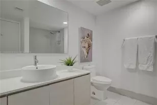 2602 E Hallandale Beach Blvd, Hallandale Beach, FL 33009 - Photo 18