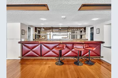 6423 Collins Ave #409, Miami Beach, FL 33141 - Photo 52