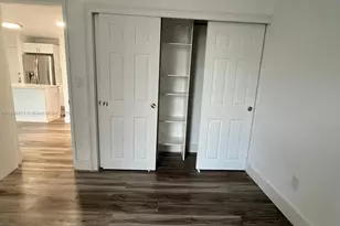 310 Fontainebleau Blvd, Miami, FL 33172 - Photo 12