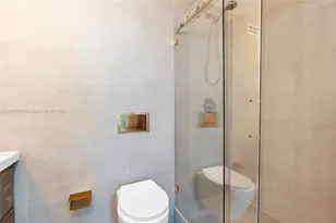 2301 Collins Ave, Miami Beach, FL 33139 - Photo 28