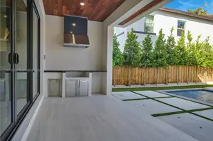 63 NW 47th Terrace, Miami, FL 33127 - Photo 26