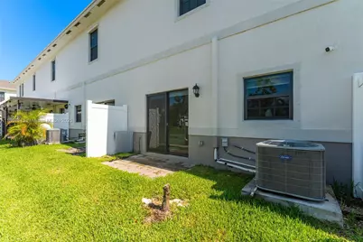 617 SW 11th St, Florida City, FL 33034 - Photo 24