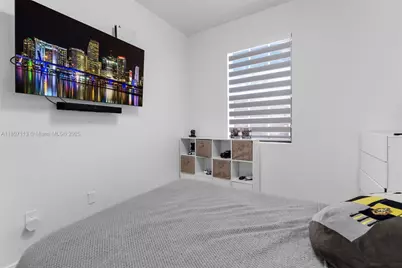 617 SW 11th St, Florida City, FL 33034 - Photo 10