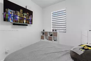 617 SW 11th St, Florida City, FL 33034 - Photo 10