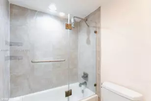 750 NE 64th St, Miami, FL 33138 - Photo 24